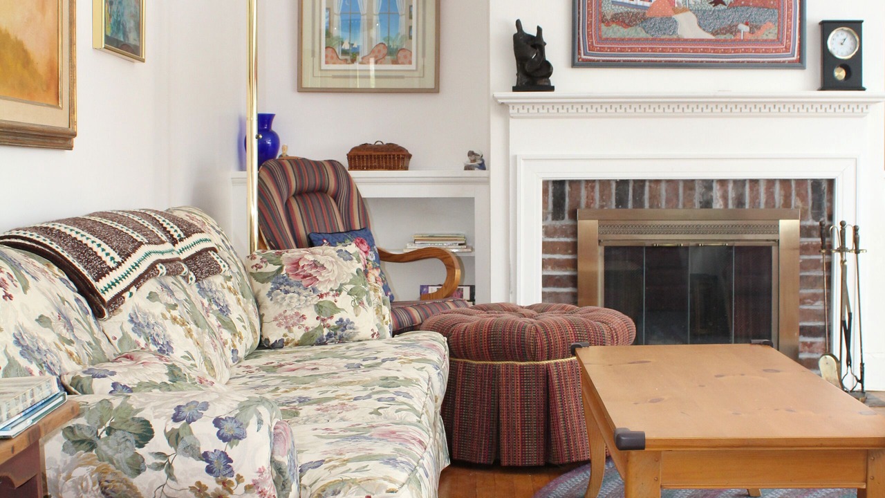 Photo of Livingroom in Lenox