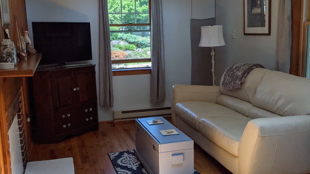 Photo of Livingroom in York Beach