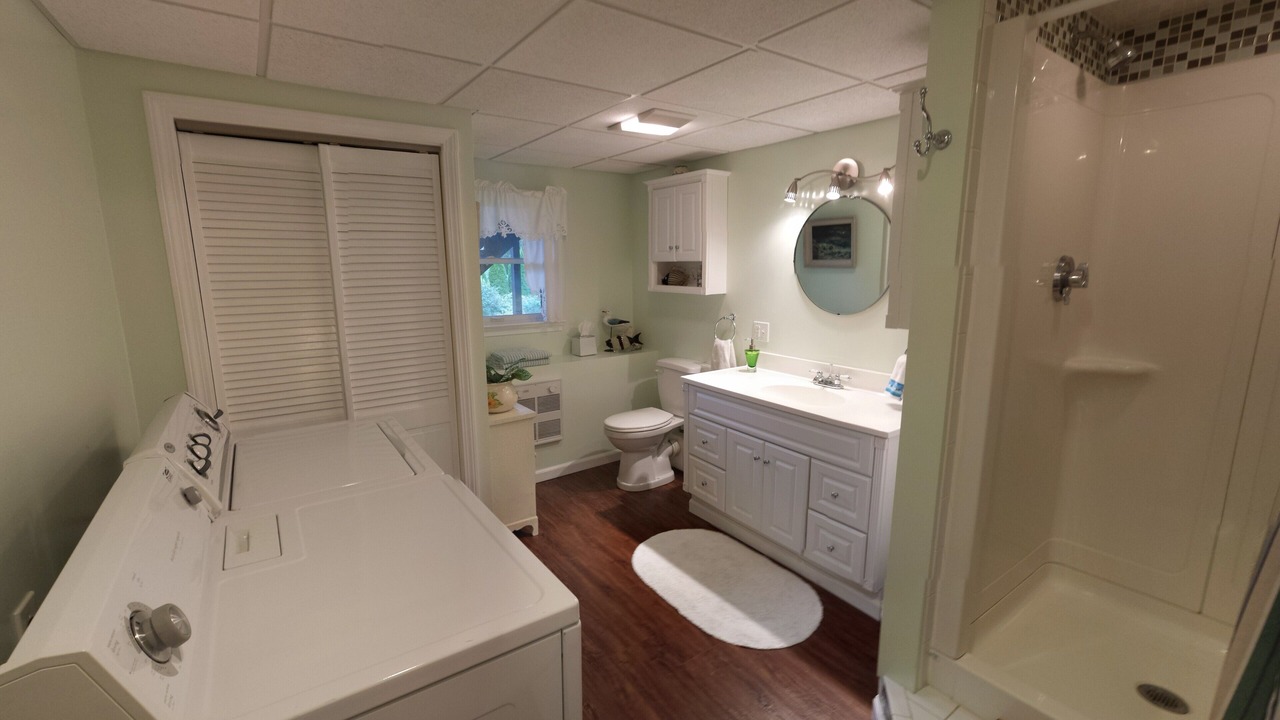 Photo of Bathroom in Jamestown Shores