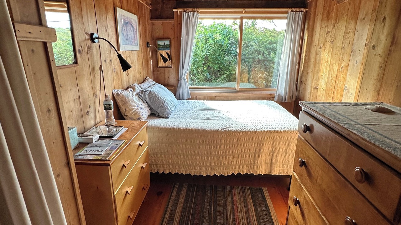 Photo of Bedroom in Chilmark