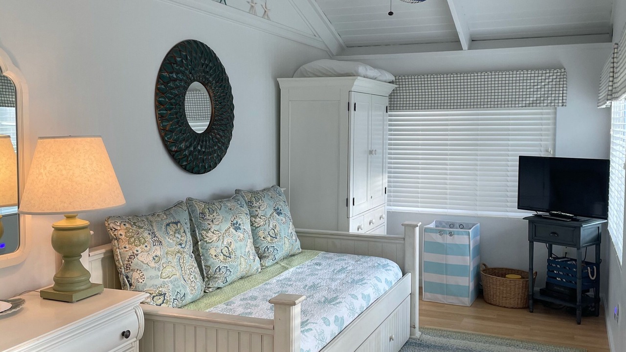 Photo of Bedroom in Ogunquit