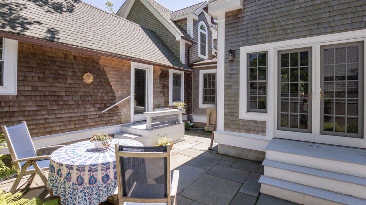 Photo of Outdoor in Tisbury