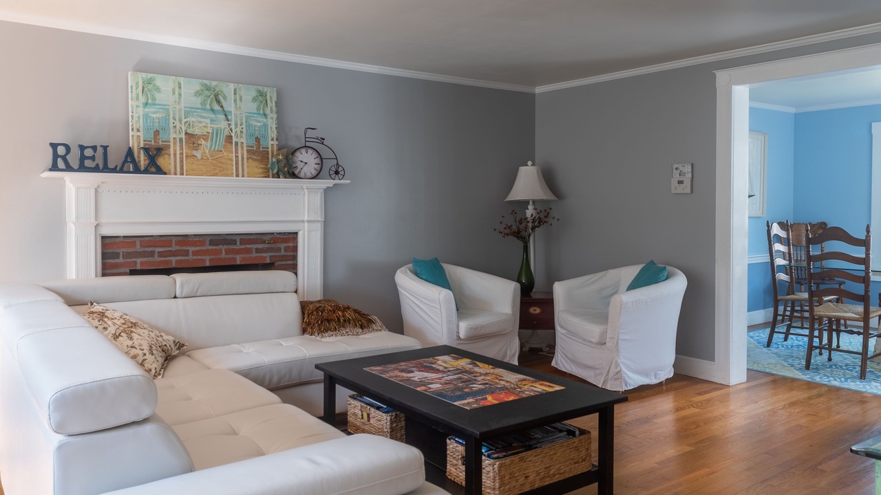 Photo of Livingroom in Dennis