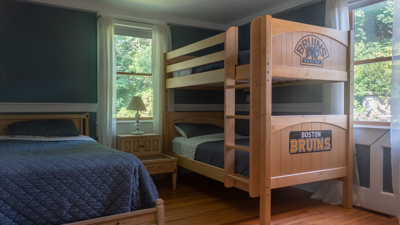 Photo of Bedroom in Dennis
