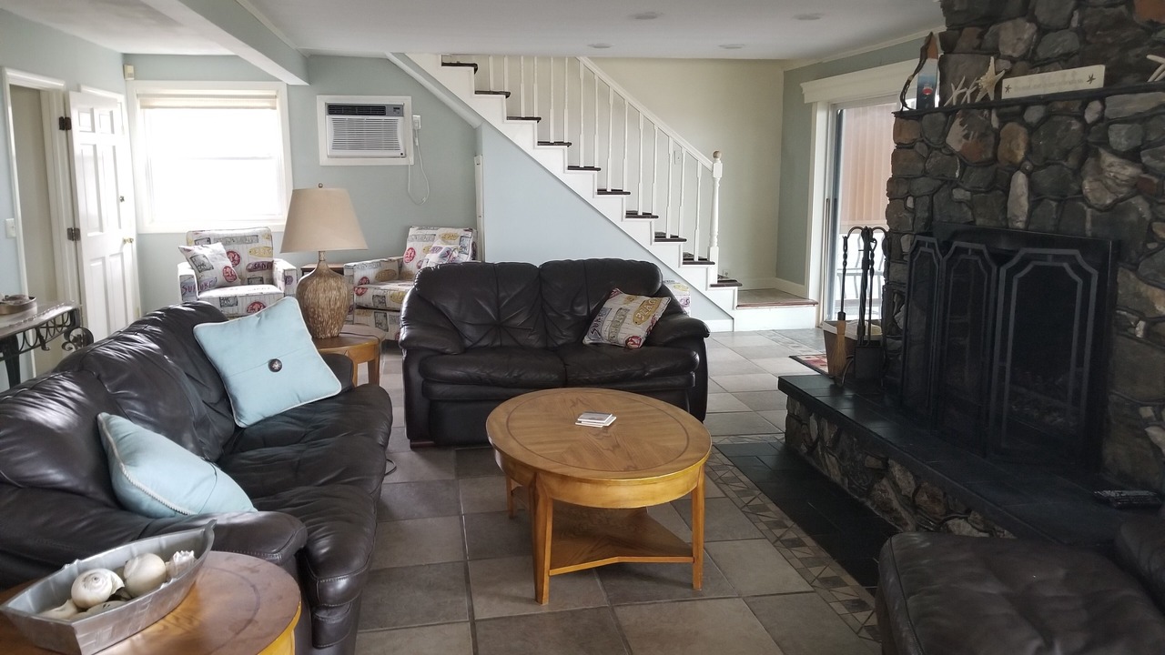 Photo of Livingroom in Pine Point