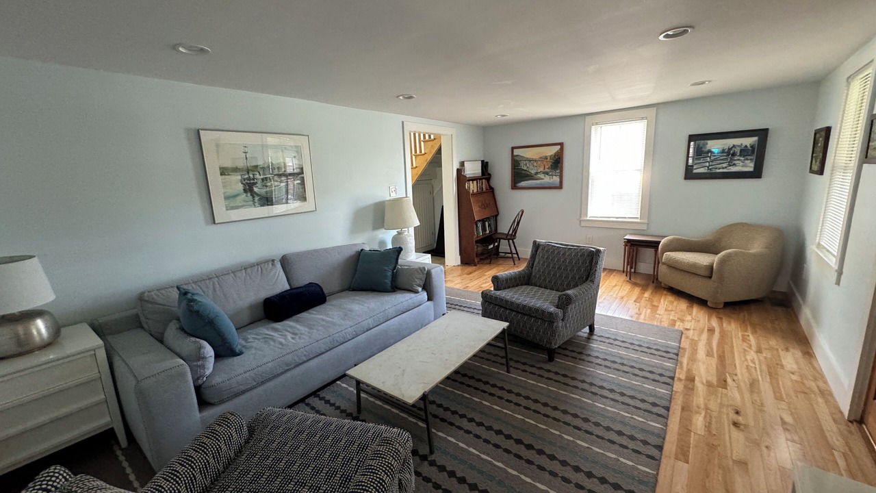 Photo of Livingroom in York Harbor