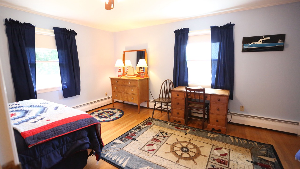 Photo of Bedroom in Lamoine