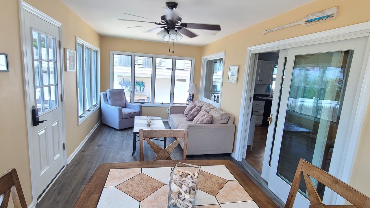 Photo of Livingroom in Point Pleasant Beach