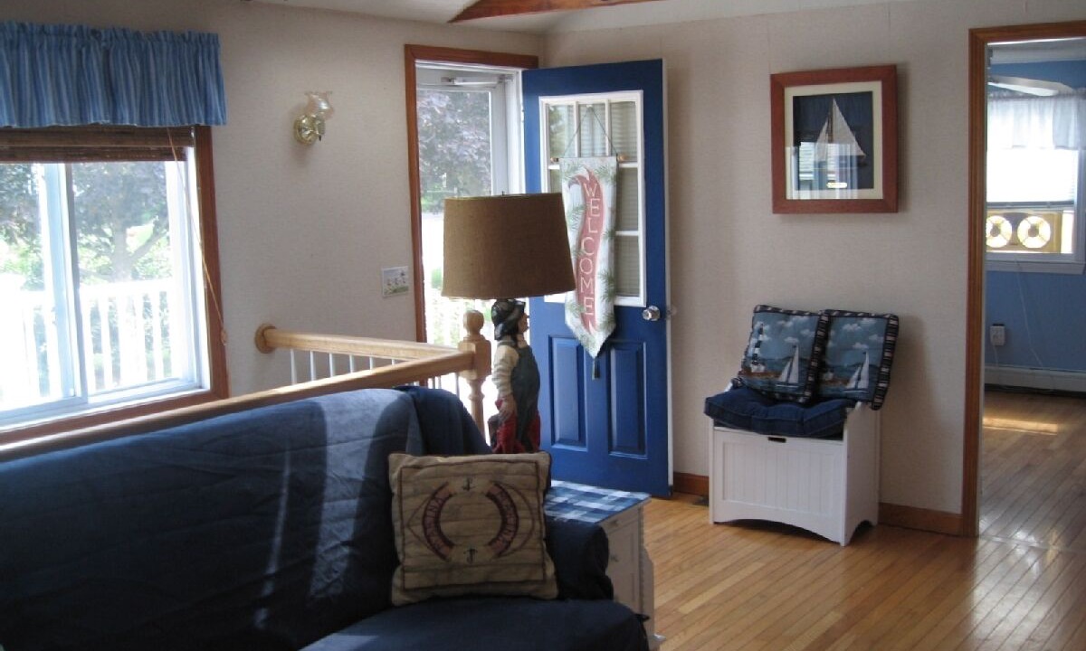 Photo of Livingroom in Plymouth