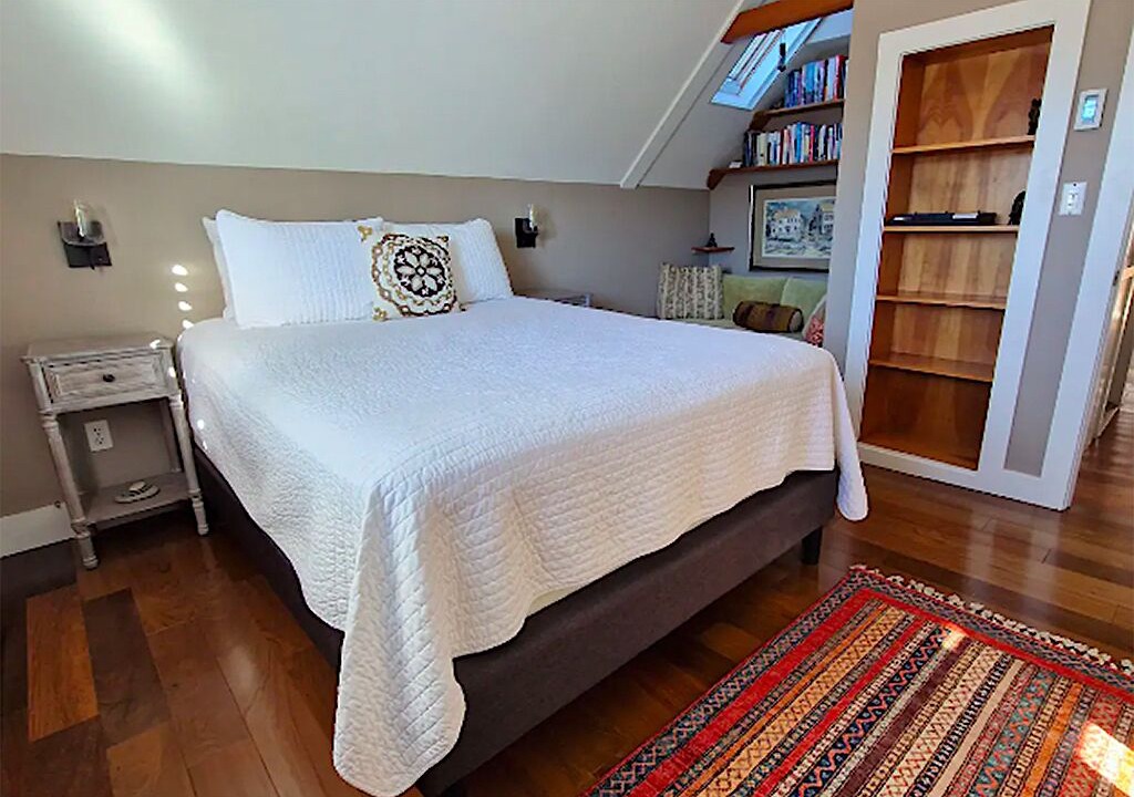 Photo of Bedroom in Oak Bluffs