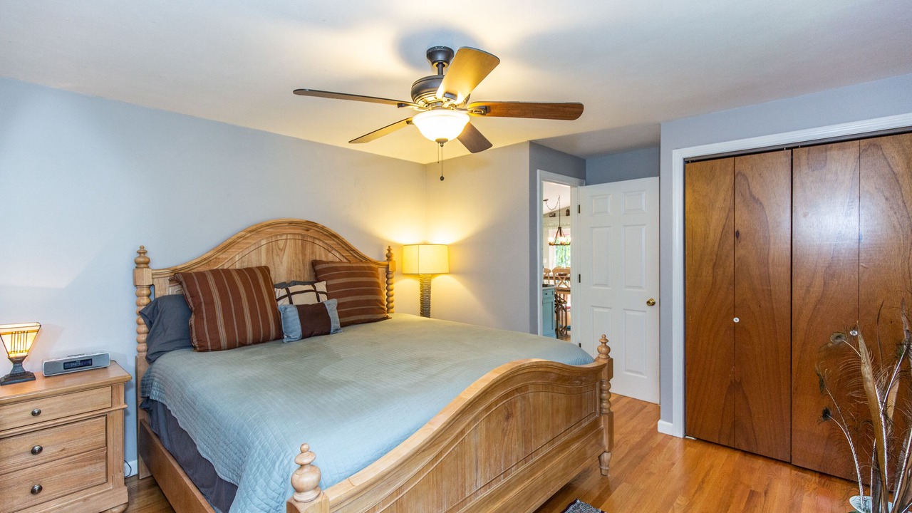 Photo of Bedroom in Kenyon