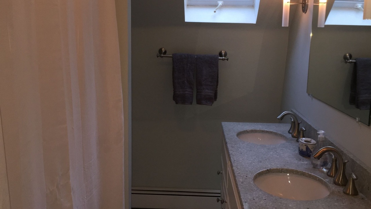 Photo of Bathroom in York Harbor