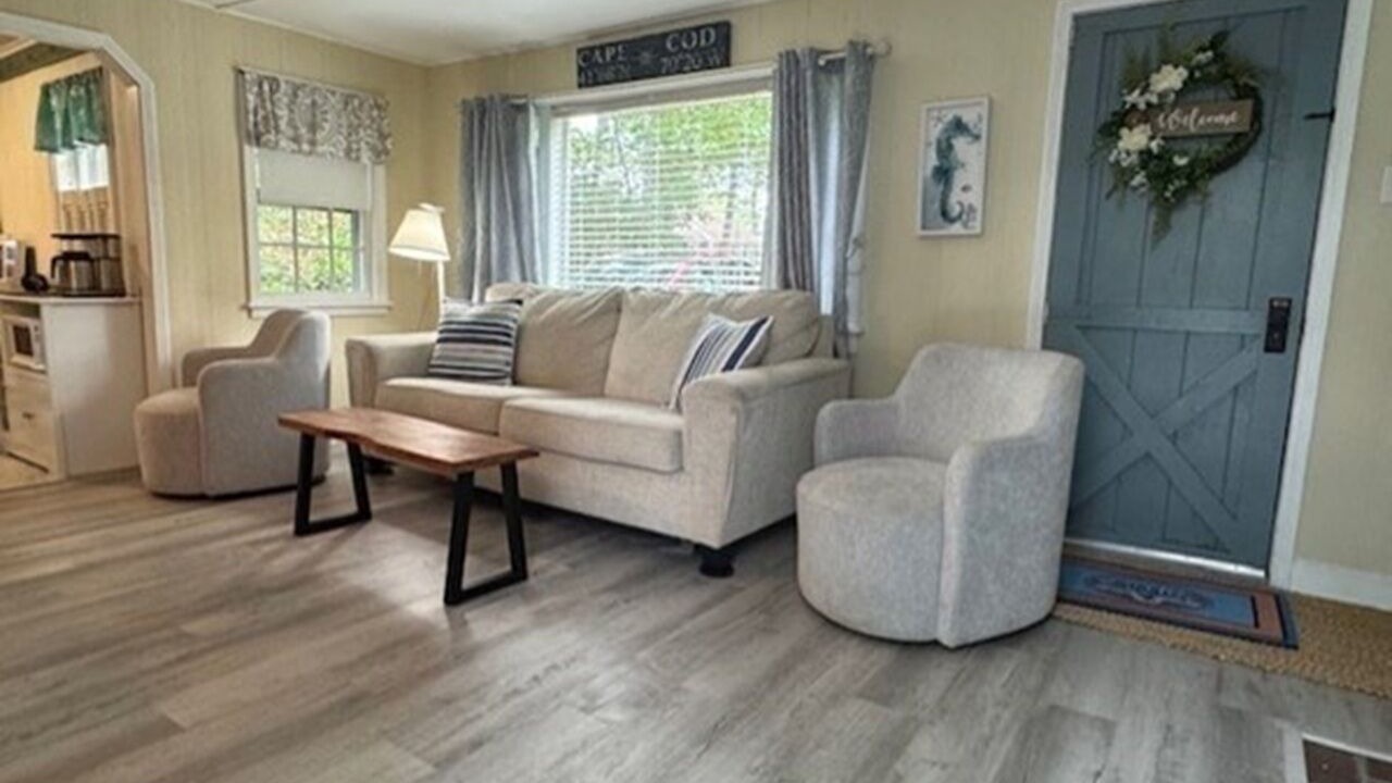 Photo of Livingroom in South Dennis