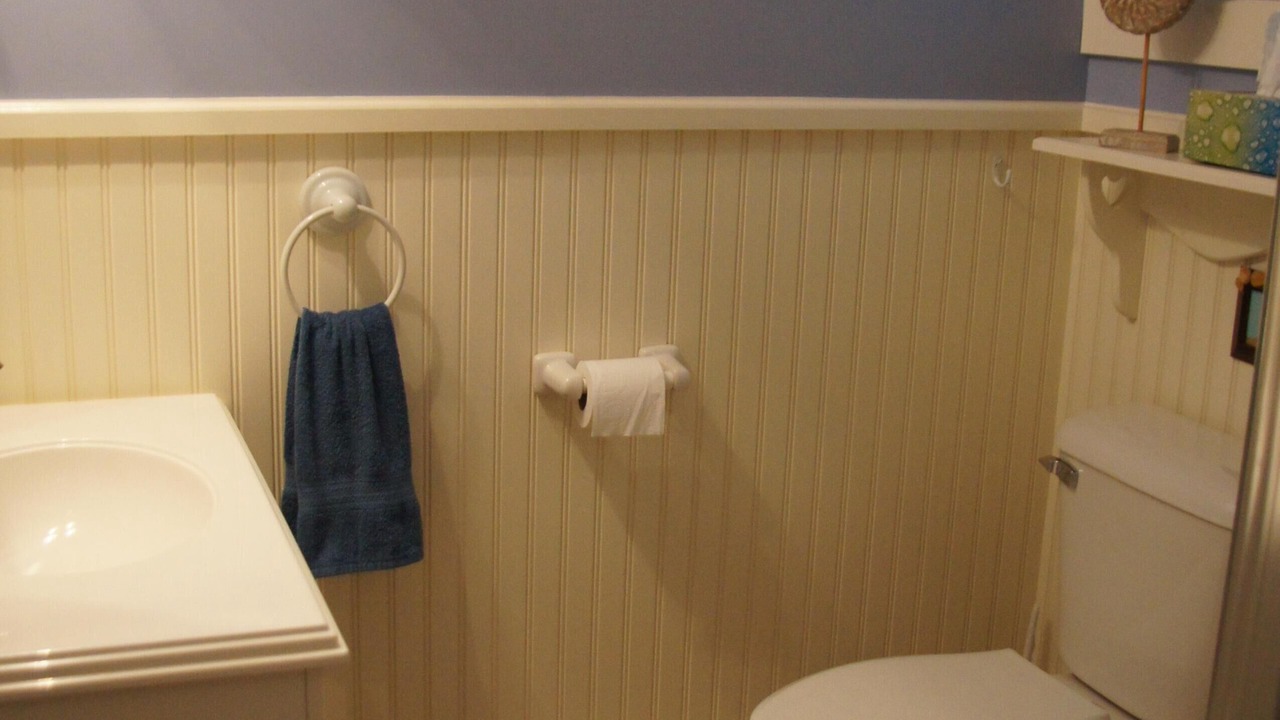 Photo of Bathroom in Ogunquit