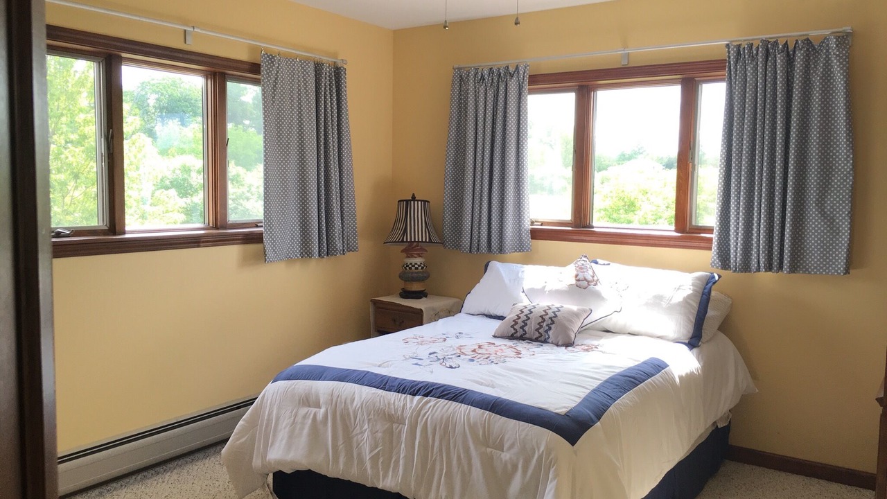 Photo of Bedroom in Town of Ledyard