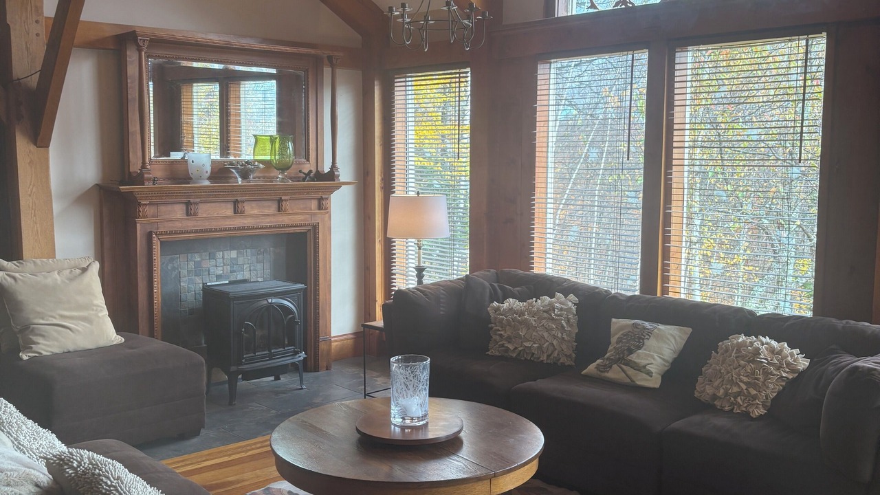 Photo of Livingroom in Moretown