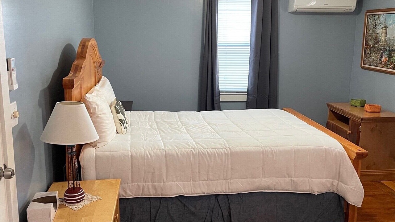 Photo of Bedroom in Yachting Village