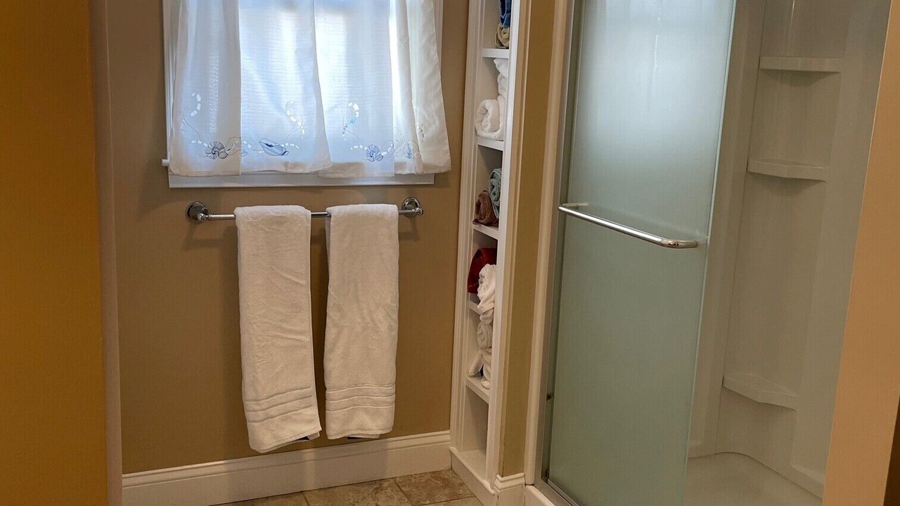 Photo of Bathroom in Yachting Village