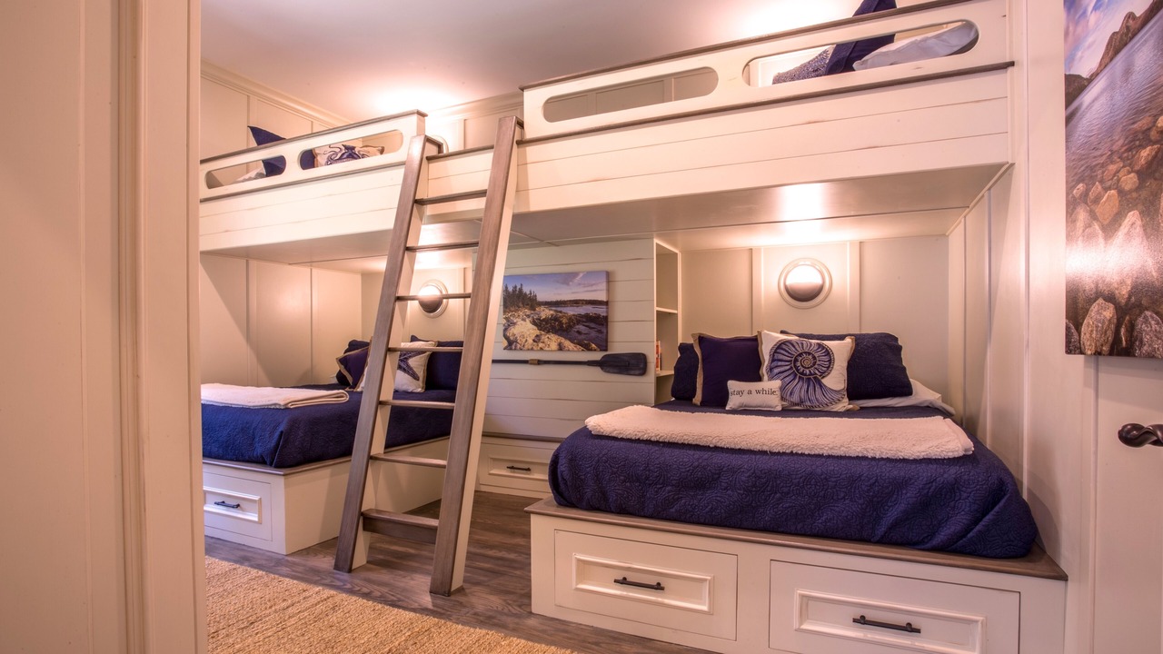 Photo of Bedroom in Hulls Cove