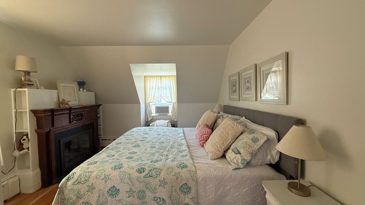 Photo of Bedroom in Newport East