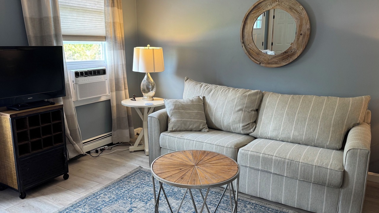 Photo of Livingroom in Newport East