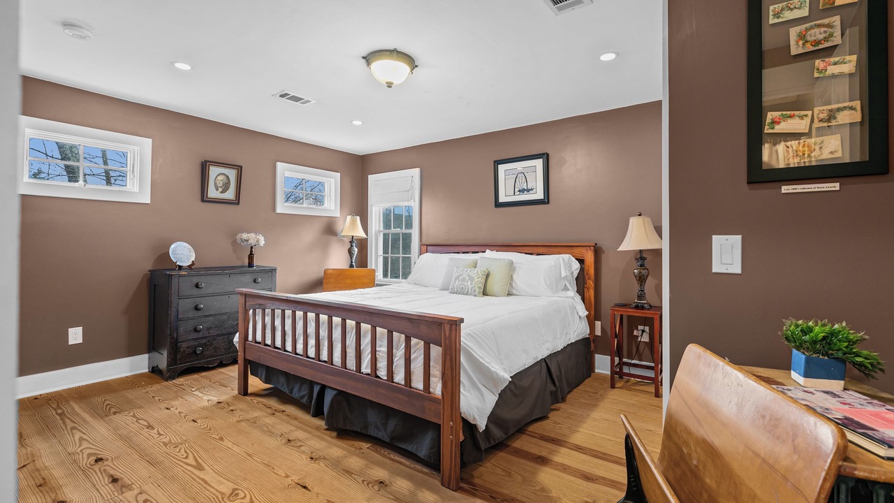 Photo of Bedroom in Tiverton