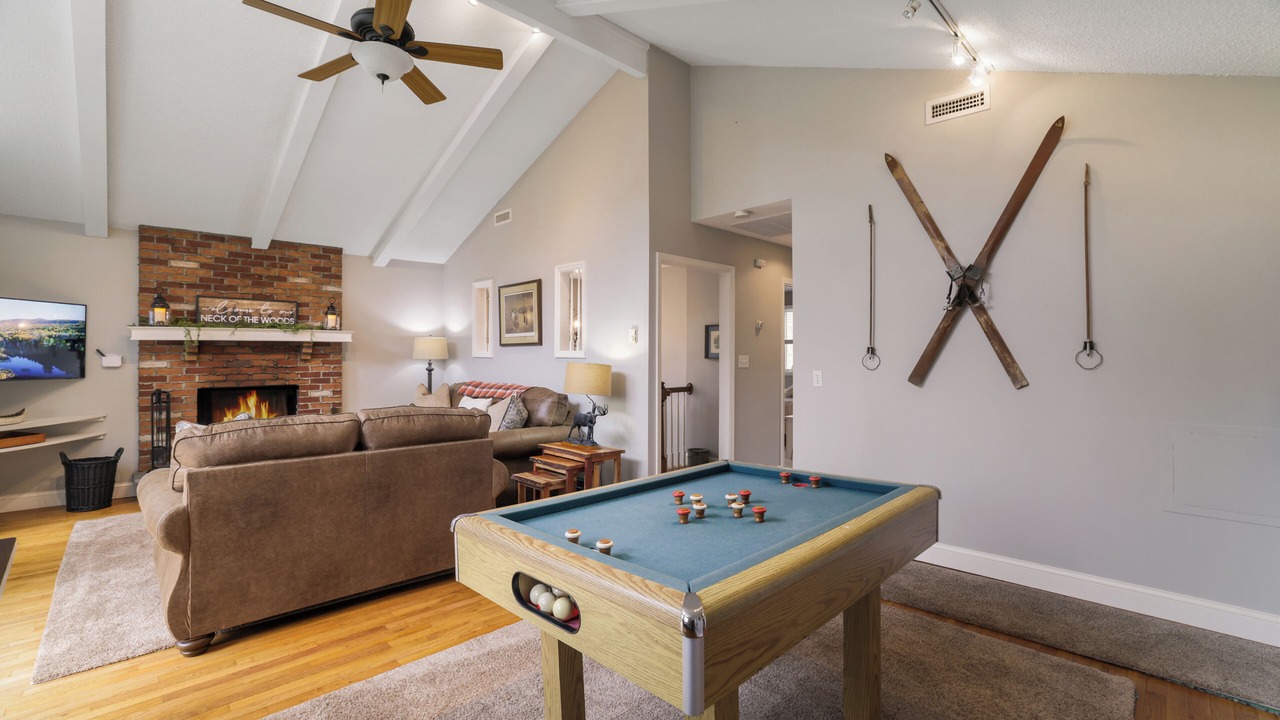 Photo of Livingroom in Lake Harmony Estates