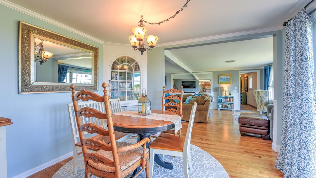 Photo of Bedroom in West Yarmouth