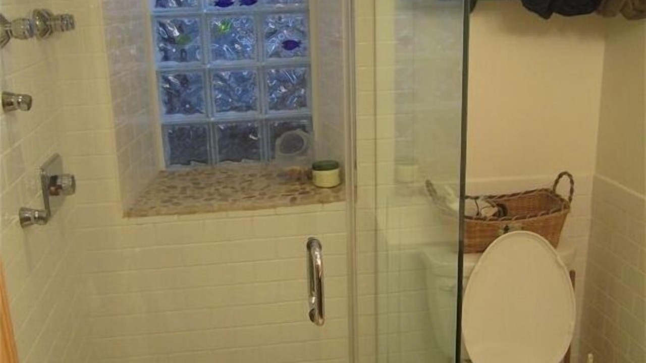 Photo of Bathroom in Yachting Village