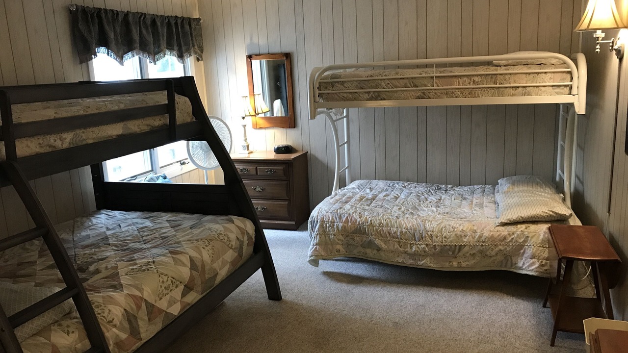 Photo of Bedroom in Lake George