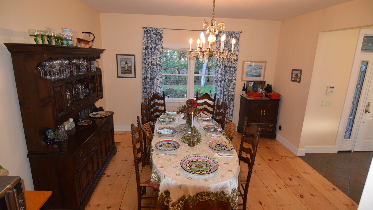 Photo of Bedroom in East Hampton North