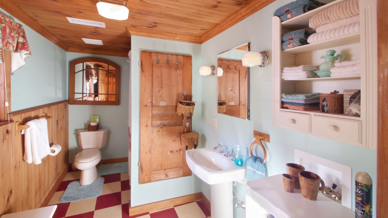 Photo of Bathroom in Intervale