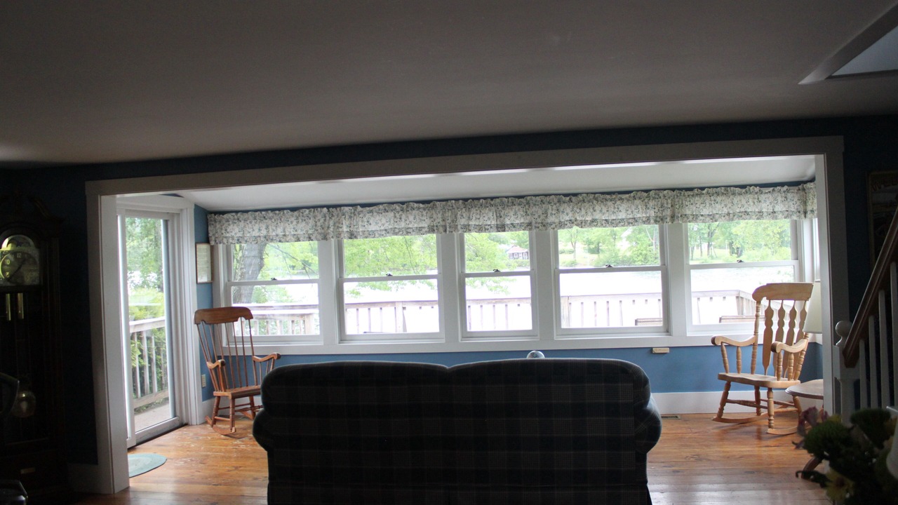 Photo of Livingroom in East Andover