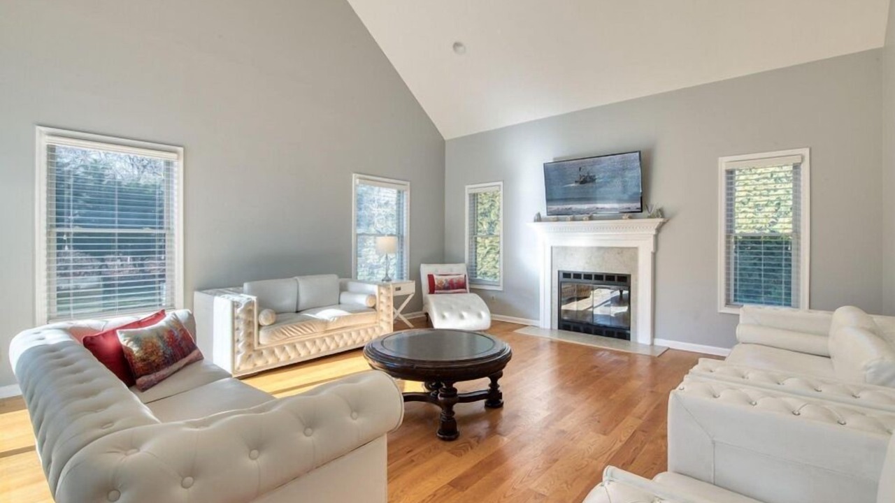 Photo of Bedroom in Greenport West