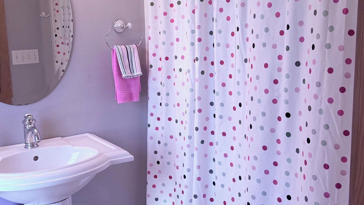 Photo of Bathroom in York Beach