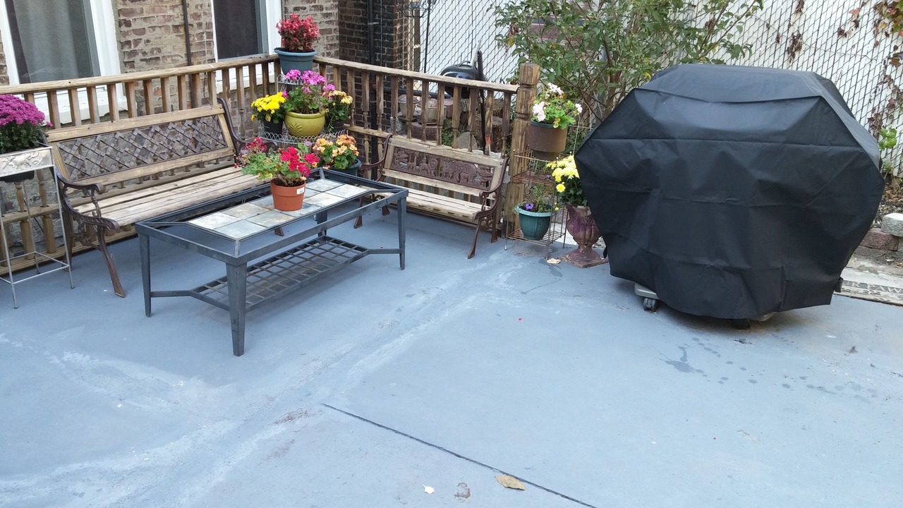 Photo of Patio Balcony in Guttenberg