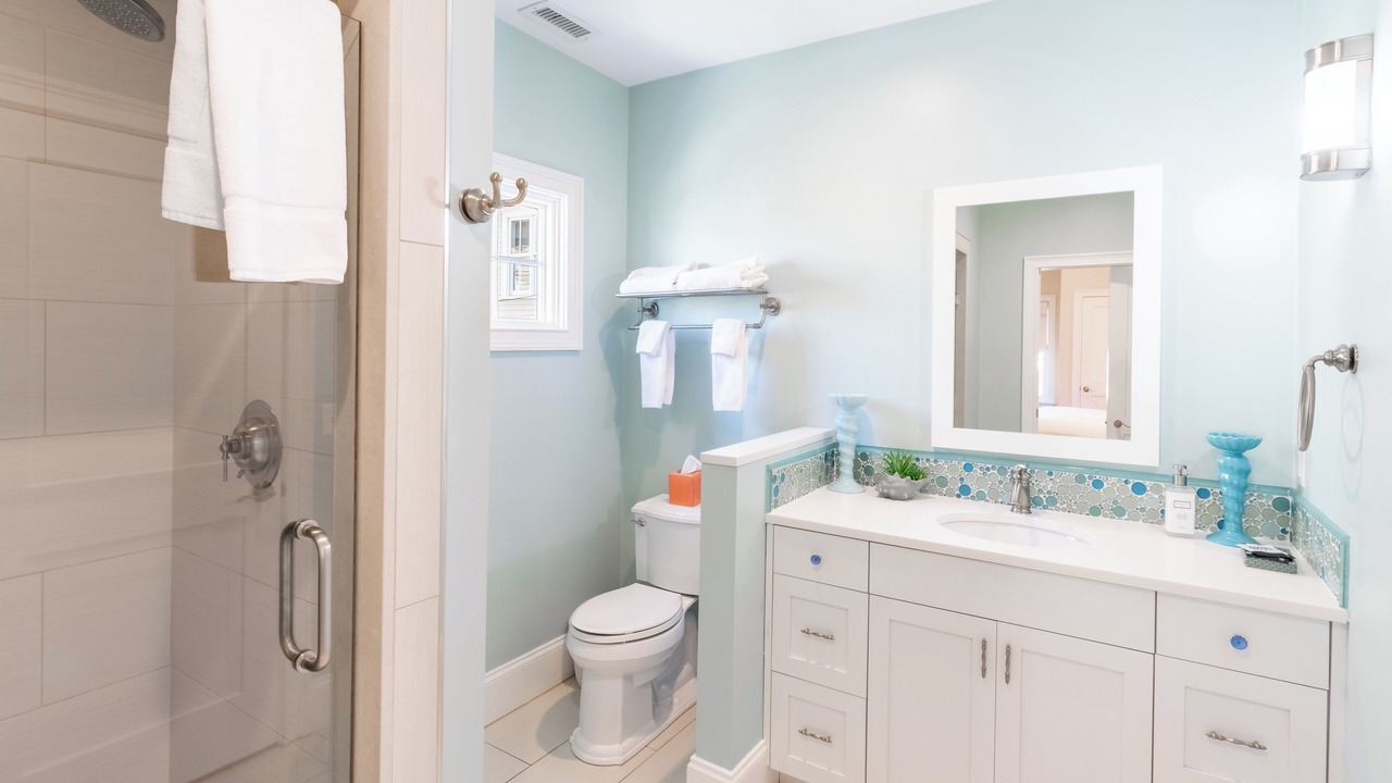 Photo of Bathroom in Yachting Village