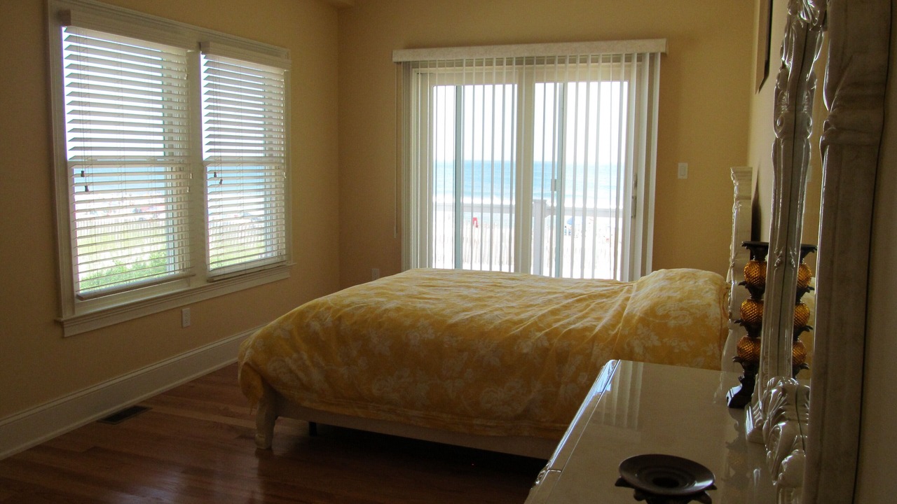 Photo of Patio Balcony in North Beach Haven