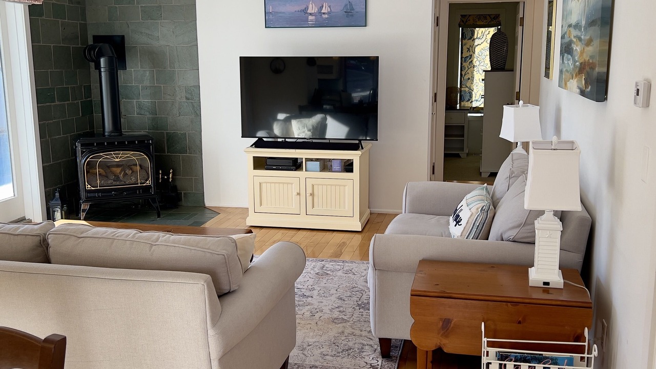 Photo of Livingroom in Mews Village