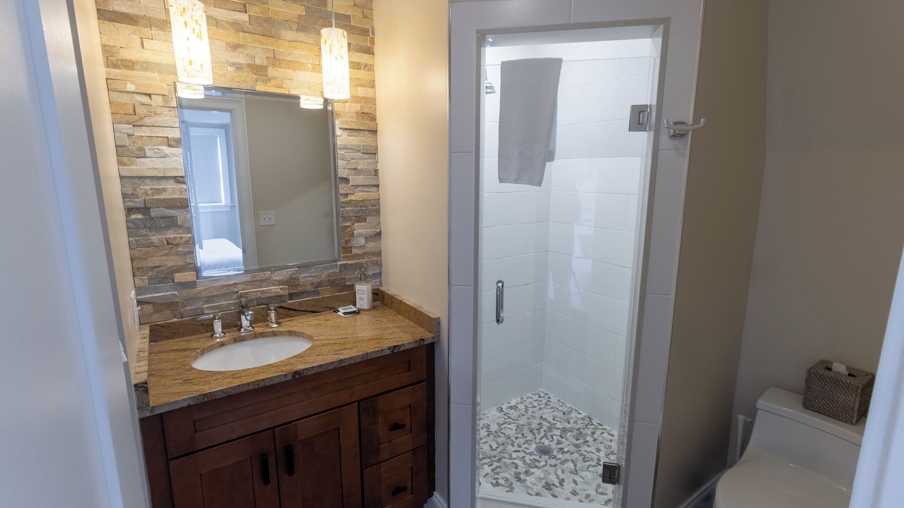 Photo of Bathroom in Fifth Ward