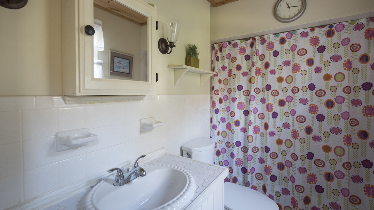 Photo of Bathroom in Katama