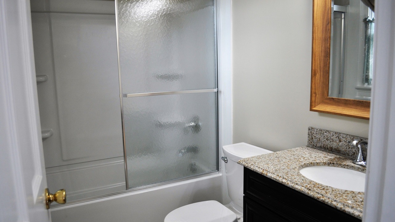 Photo of Bathroom in Easton's Point