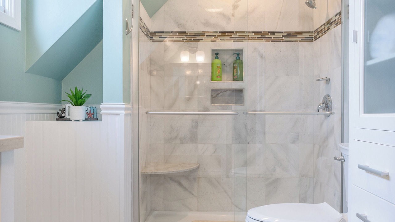 Photo of Bathroom in Easton's Point