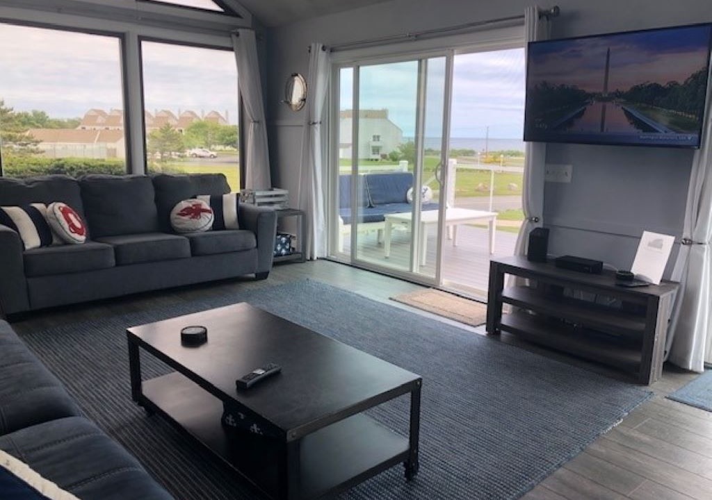 Photo of Livingroom in Eastward Look