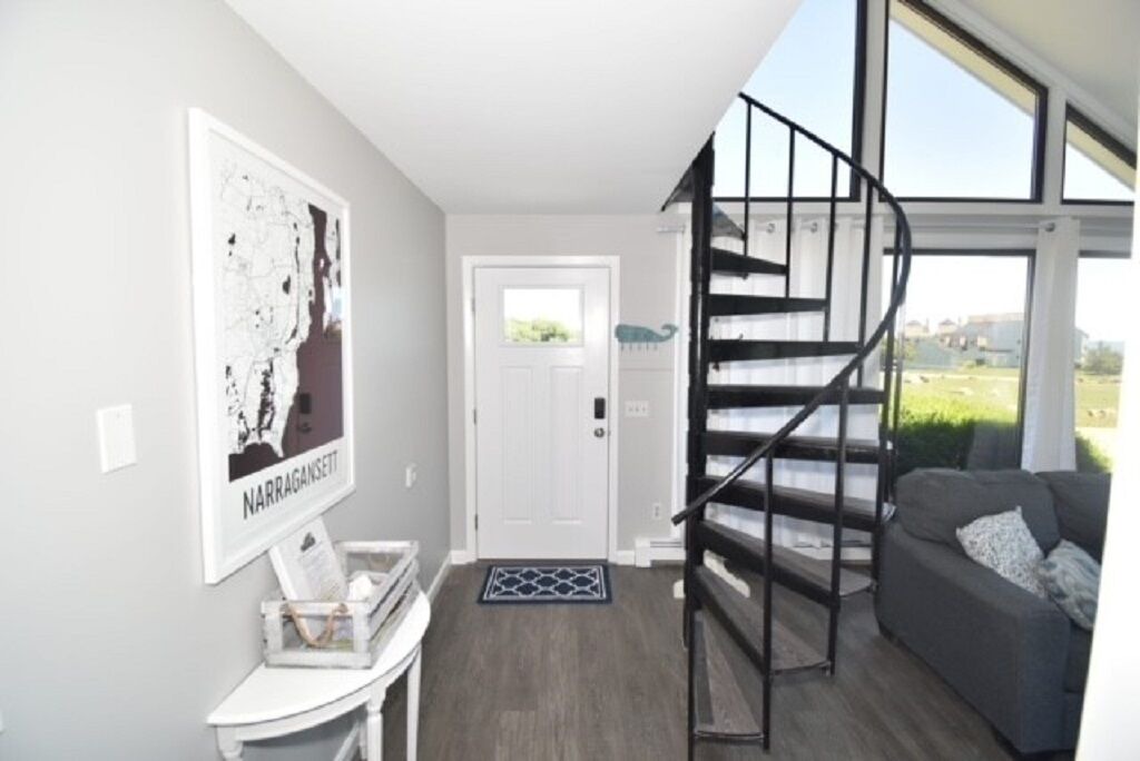 Photo of Bathroom in Eastward Look