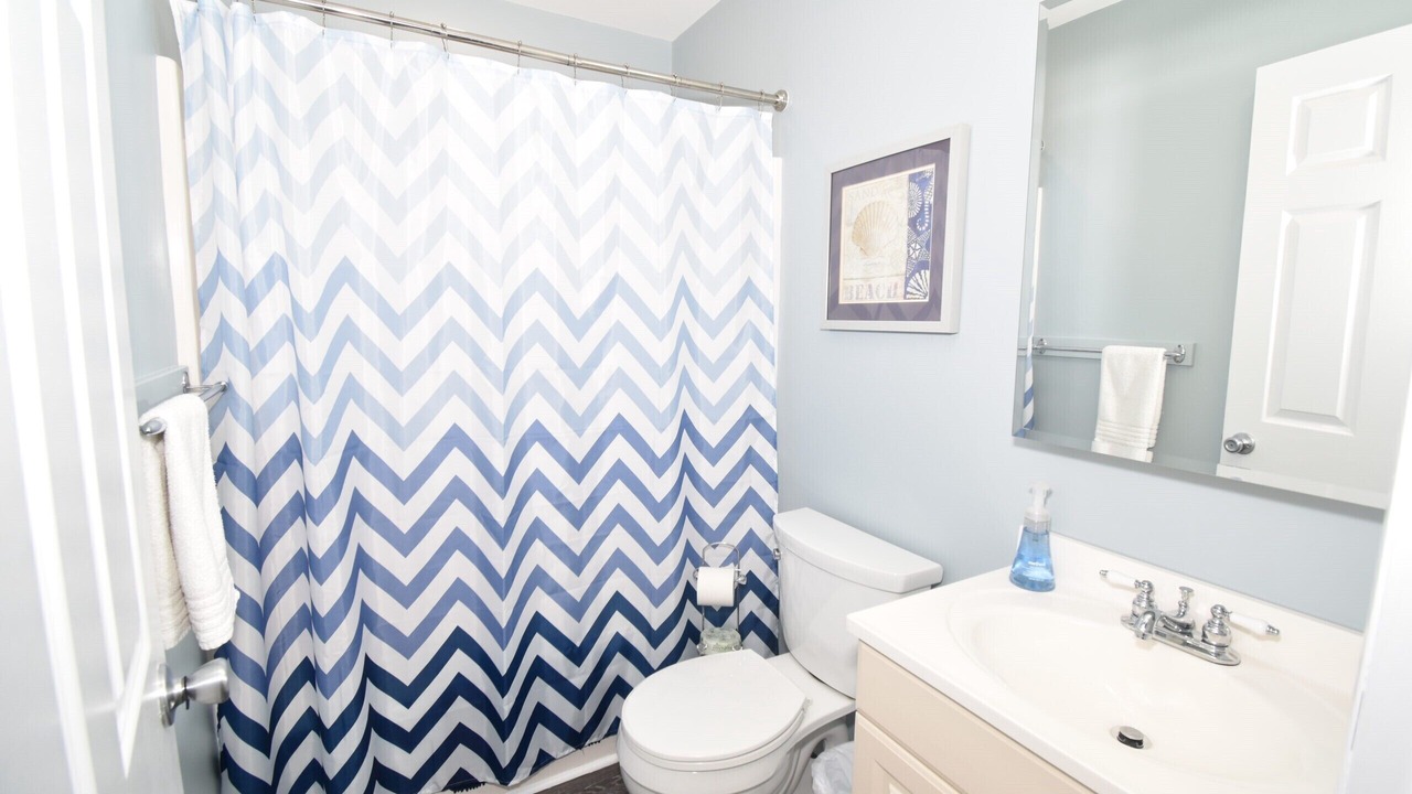 Photo of Bathroom in Eastward Look