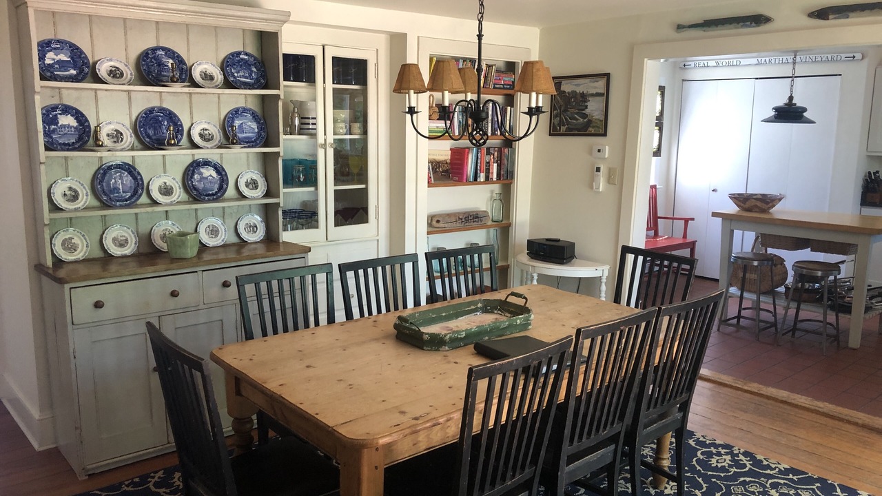 Photo of Livingroom in Edgartown