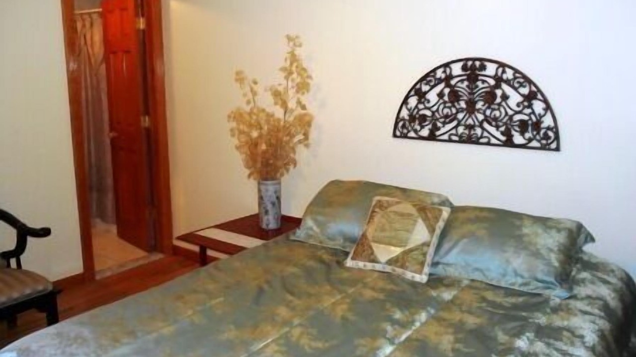 Photo of Bedroom in Greenport West
