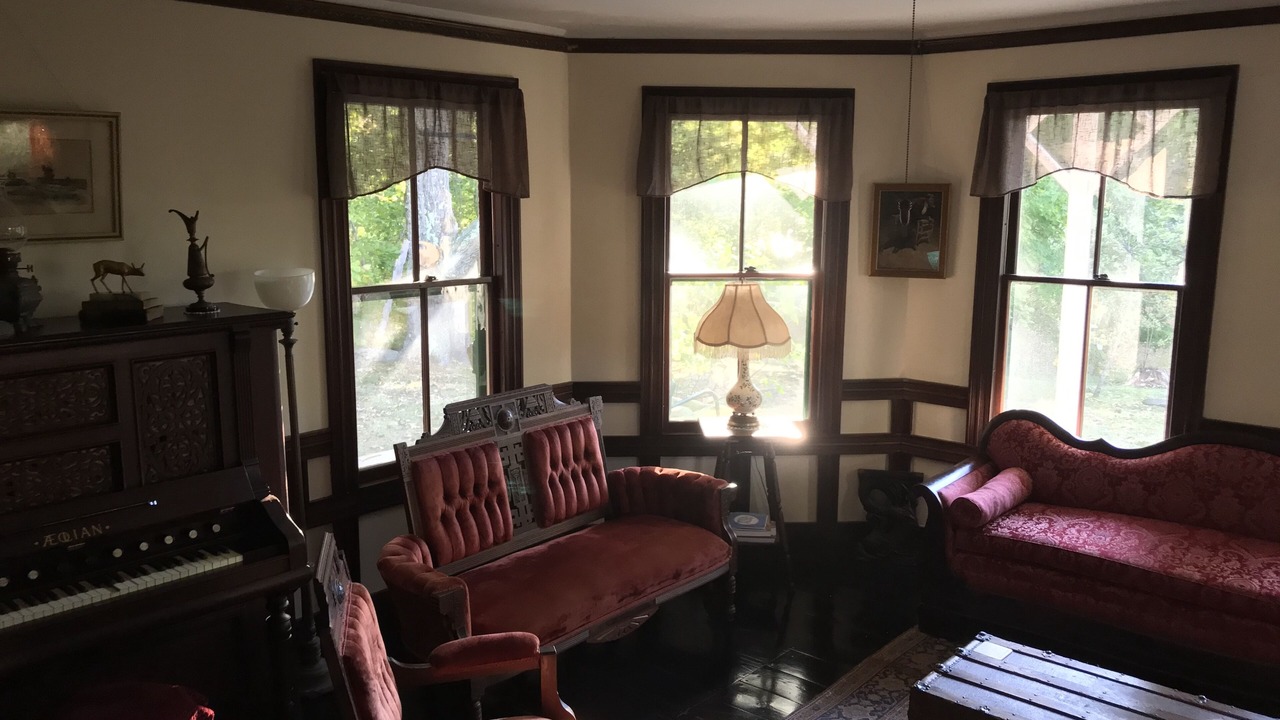 Photo of Livingroom in Portland