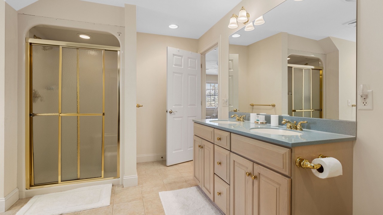 Photo of Bathroom in Chatham